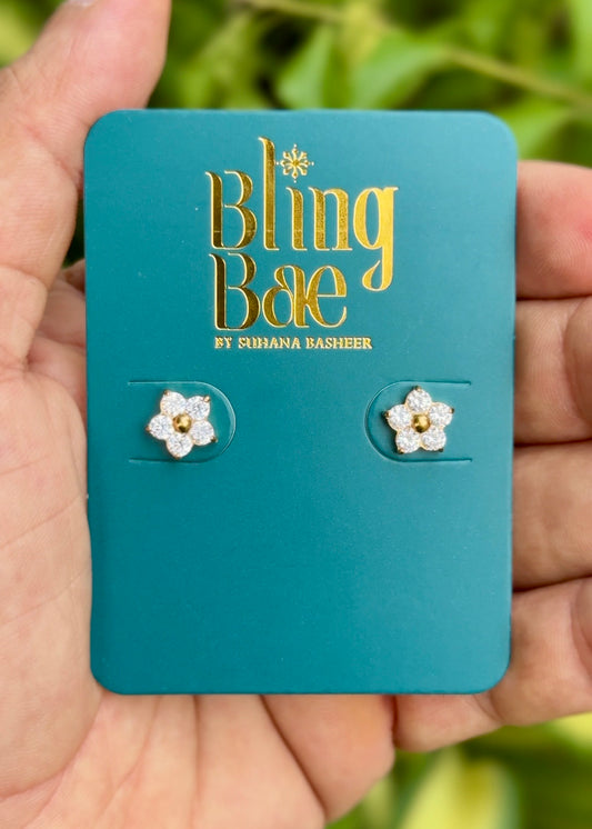 Daisy Luxe Spark Mini Studs ✨ (316L Grade)