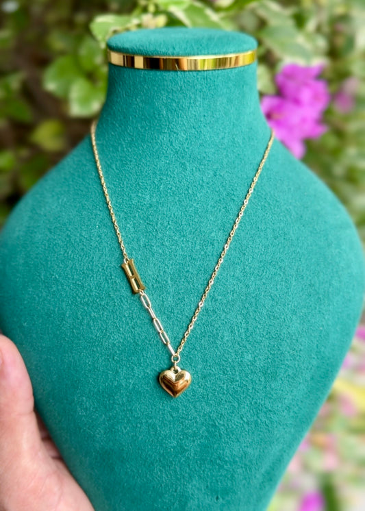 Golden Love Link Necklace ✨