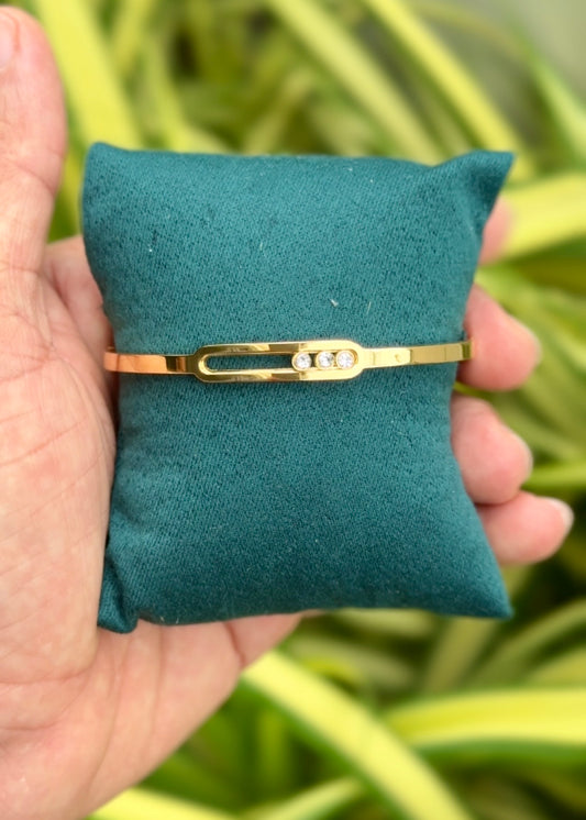 Trinity Spark Cuff Bangle ✨
