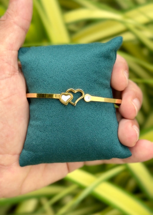 Eternal Hearts Cuff Bangle 🤍✨