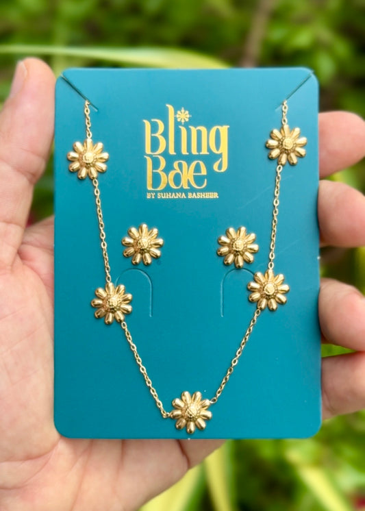Golden Daisy Charm Necklace & Earrings Sets 🌼✨