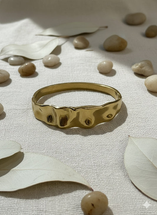 Sculpted Gold Cuff Bangle