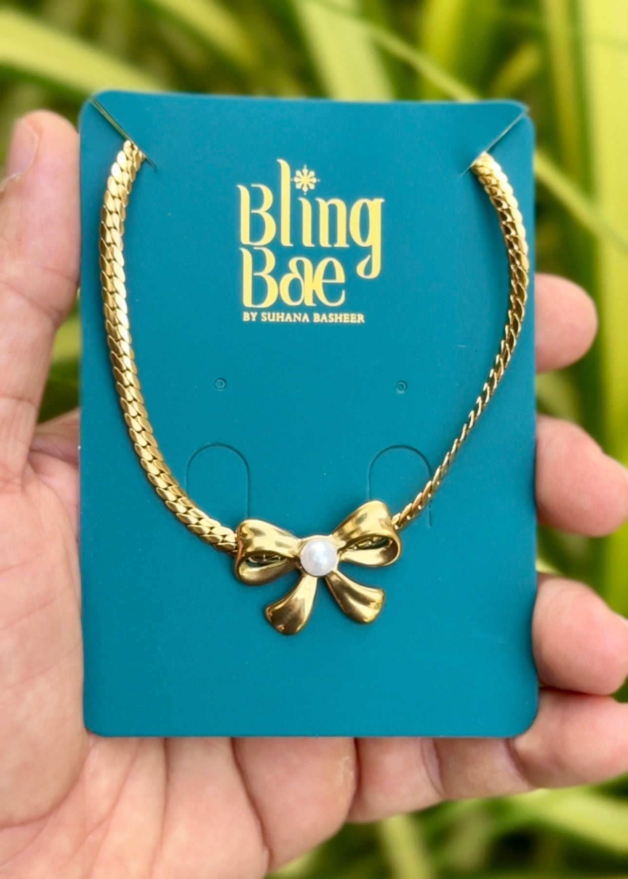 Pearl Bow Luxe Necklace 🎀✨ (316L Grade)