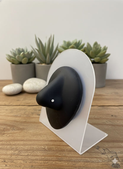 Aura Nose Stud (L shaped-Titanium-silver - Stone 2.5mm)