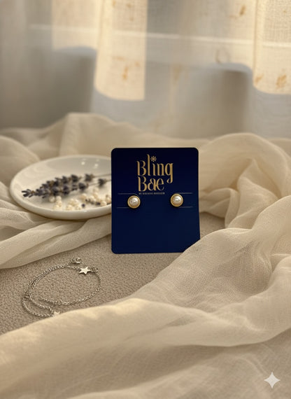 Pearl Glow Studs