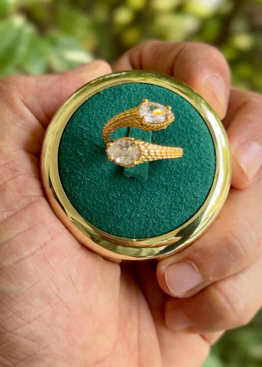 The Serpentine Pear Bypass Ring✨(Adjustable)