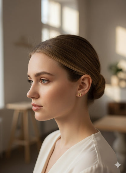 Miniature Bow Stud